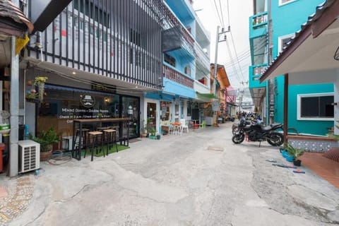 Hip Hostel - SHA Plus Vacation rental in Patong