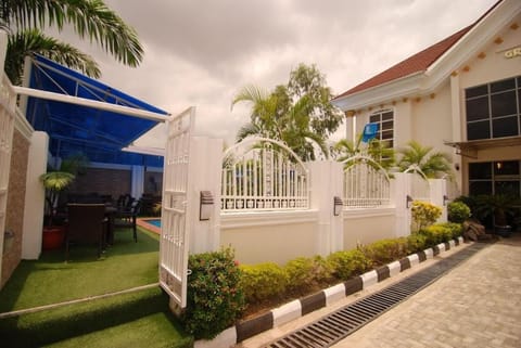 The Grosvenor Suites Vacation rental in Abuja