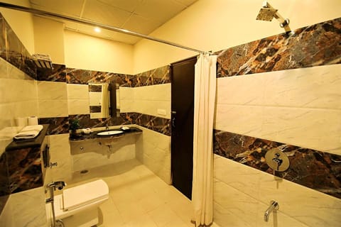 V One Pride Hotel in Jaipur