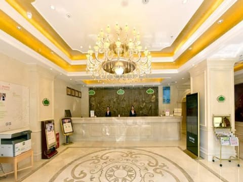 Vienna Hotel Xining Shengli Road Branch Vacation rental in Qinghai