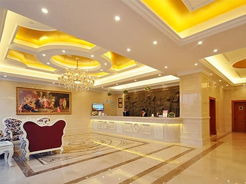 Vienna Hotel Jiangsu Nanjing Liuhe District Longchi Metro Station Hotel in Nanjing