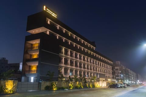 Prominent Corporate Residency hotel in Gandhinagar