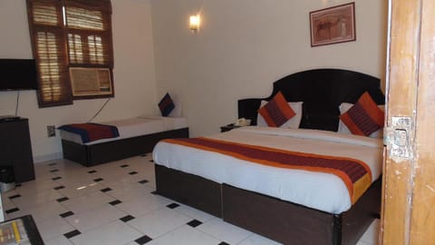 Hotel Sherawat inn Hotel in New Delhi
