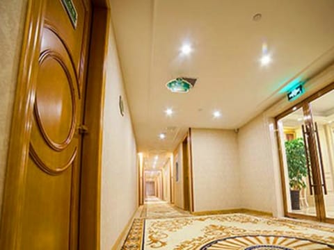 Vienna Hotel Hebei Zhuozhou High-Speed Railway Station Vacation rental in Beijing