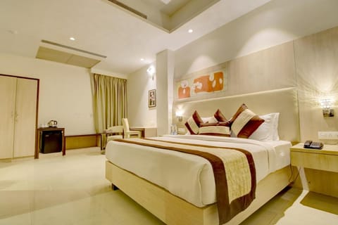 Cozzet Stay Amritsar Hotel in Punjab