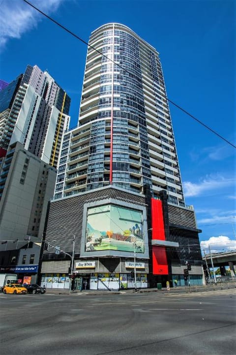 Royal Stays Apartments - Clarendon St Condo in Southbank