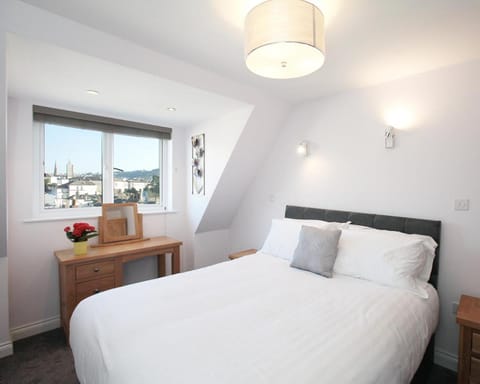 Austens Apartments Vacation rental in Torquay