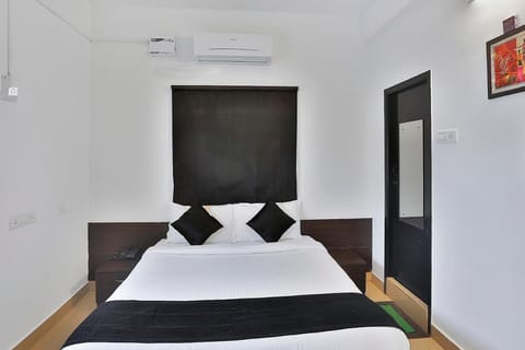 OYO Elite Residency Near Chennai International Airport Hotel in Chennai