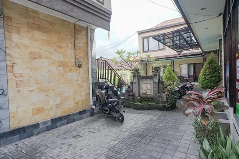 Taxa Uma Guest House Vacation rental in Kuta