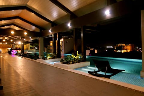 Grand Xing Imperial Hotel Hotel in Iloilo City