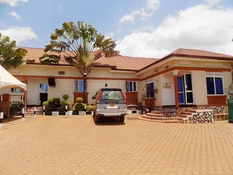 Star Royal Motel Kitebi Kampala Vacation rental in Kampala