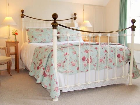 Lobhill Farmhouse Bed and Breakfast and Self Catering Accommodation Vacation rental in West Devon District