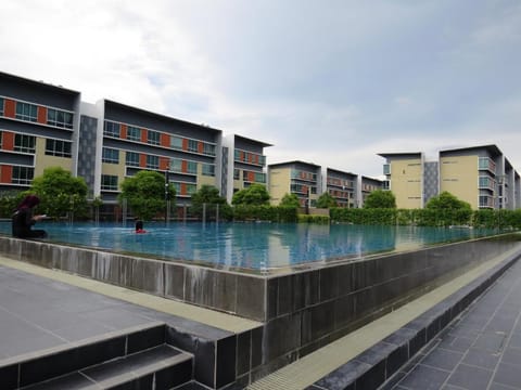 Makmoor Home Sweet Swimming Pool View Apartment in Kota Kinabalu