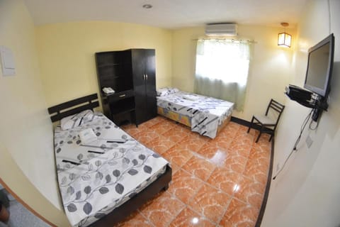 Honey Hunt House Vacation rental in Lapu-Lapu City