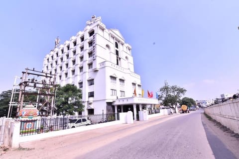 Simsan Hotel Vacation rental in Chennai