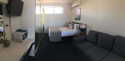 Tall Timbers Motel Vacation rental in Dungog