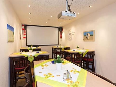 Hotel Fassbender Vacation rental in Cologne