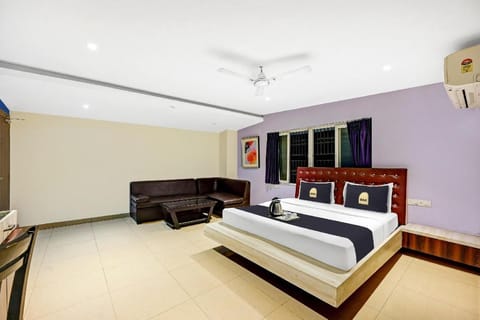 Townhouse OAK Pentagon Residency Hotel in Bhubaneswar