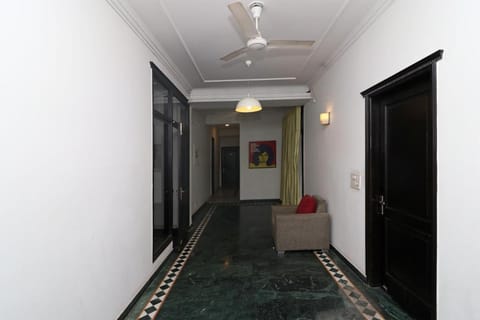 Super OYO GMG Hotel Hotel in Chandigarh