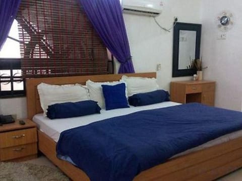 Crown Apartments, Extended Stay Suites Vacation rental in Abuja