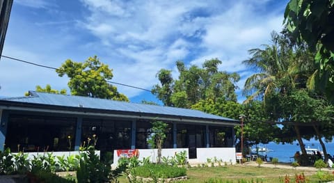 Island Front / Bangcogon Resort and Restaurant Vacation rental in Oslob