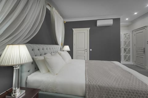 London Boutique Hotel Vacation rental in Chișinău