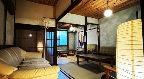 Hostel Otro Mundo Vacation rental in Kyoto