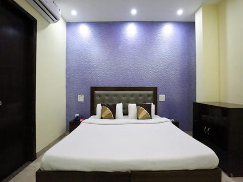 OYO Hotel Pr Chandigarh Hotel in Chandigarh