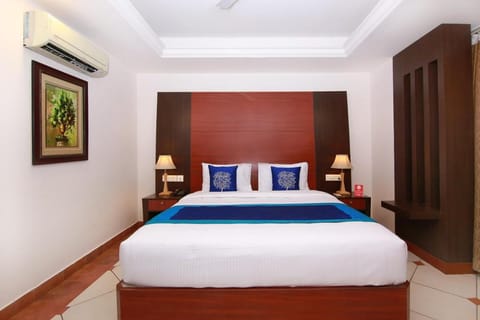 Emarald Suites, Cochin Hotel in Kochi