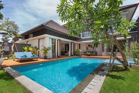 Entrada Seminyak Villa By Nagisa Bali Vacation rental in Kuta