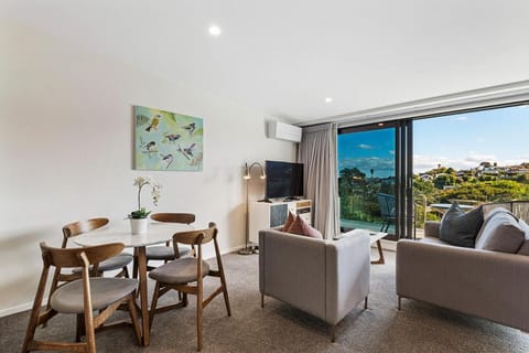 FERNZ Motel and Serviced Apartments Birkenhead Vacation rental in Auckland