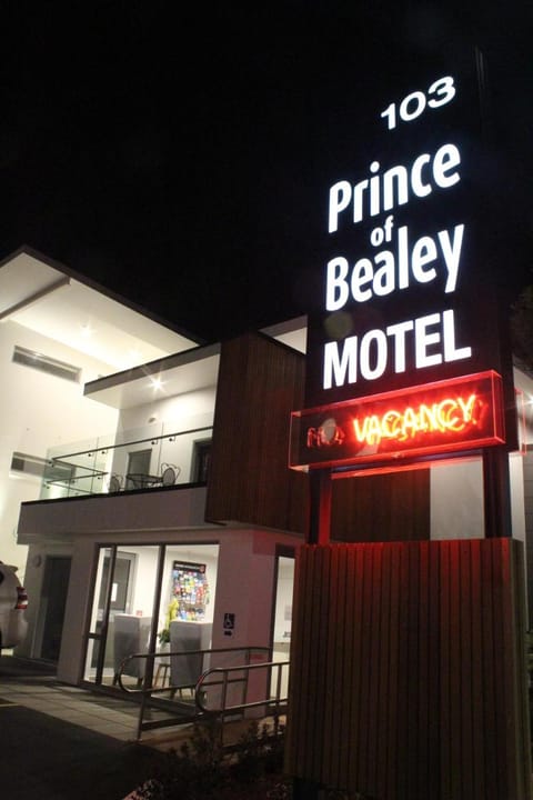 103 Prince of Bealey Motel Vacation rental in Christchurch