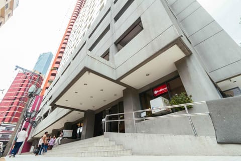 RedDoorz at Bel Air Soho Suites Makati City Hôtel in Makati