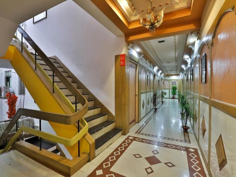 OYO Hotel Vrundavan Residency Vacation rental in Vadodara