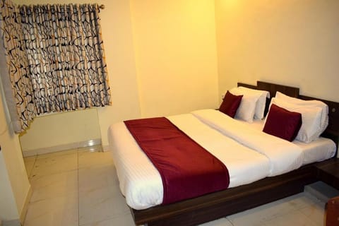 Hotel Royal Stay Hotel in Ahmedabad