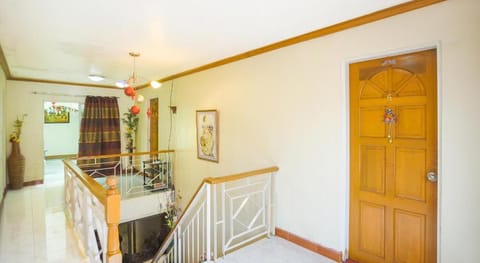 La Gracia Apartelle Vacation rental in Tagaytay