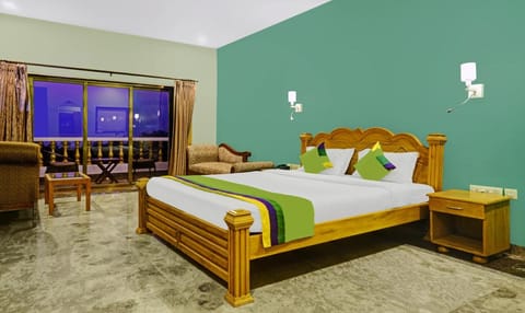 Aulakhs Ocean View Resort Hotel in Mandrem