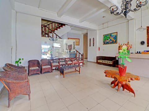 SUPER OYO 91870 Warna Kedaton Vacation rental in Denpasar