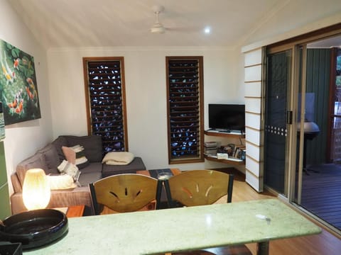 Cassawong Cottages Vacation rental in Wongaling Beach