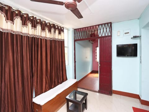 OYO Flagship 12122 Maa Bhagabati Guest House Hotel in Bhubaneswar