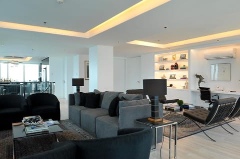 The Alpha Suites - Multiple-Use Hotel Apartment hotel in Makati