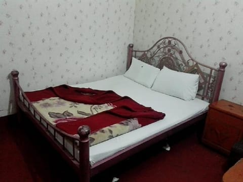 Hotel Pak inn One Vacation rental in Lahore
