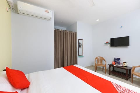 Capital O Hotel Sai Golden Rooms Hotel in Tirupati