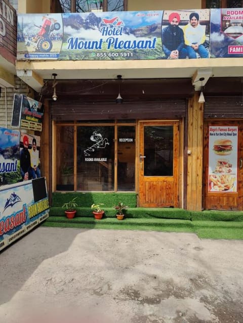 Hotel Mount Pleasant Hotel in Manali