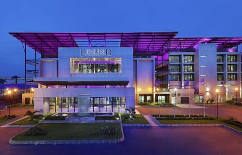 Legend Hotel Lagos Airport, Curio Collection By Hilton Vacation rental in Lagos