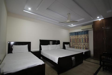 Millat Guest House F10/4 Bed and Breakfast in Islamabad