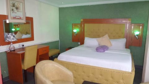 De Heavens Royale Hotel and Towers Hotel in Lagos
