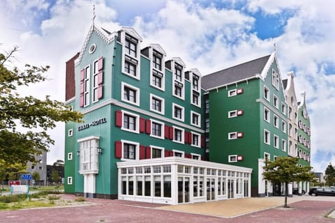 Zaan Hotel Amsterdam - Zaandam Vacation rental in Zaandam