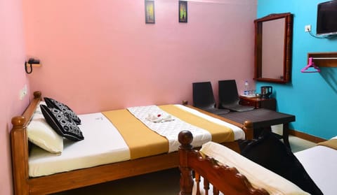 Malar Residencey Hotel in Puducherry