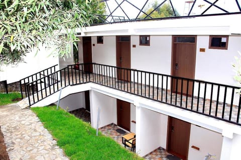 FabHotel Tranquil Heights Vacation rental in Kodaikanal